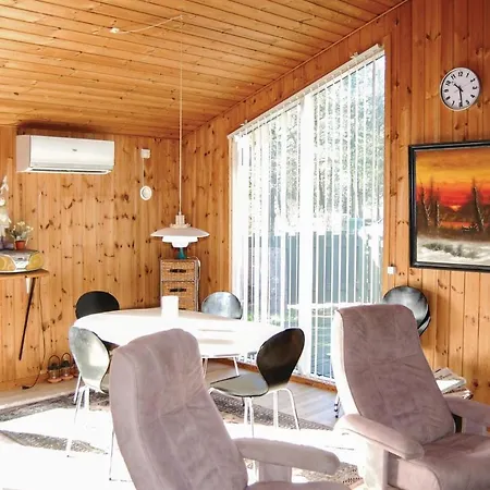 Beach Front Home In Pandrup With Sauna Feriehus